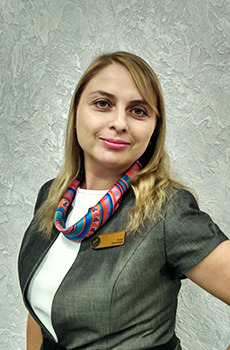 Анна Потапова , авиакассир